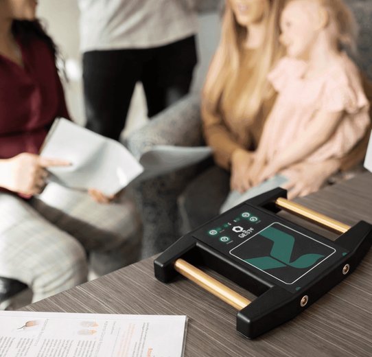 QEST4 bioenergetic scanning device for natural health assessment